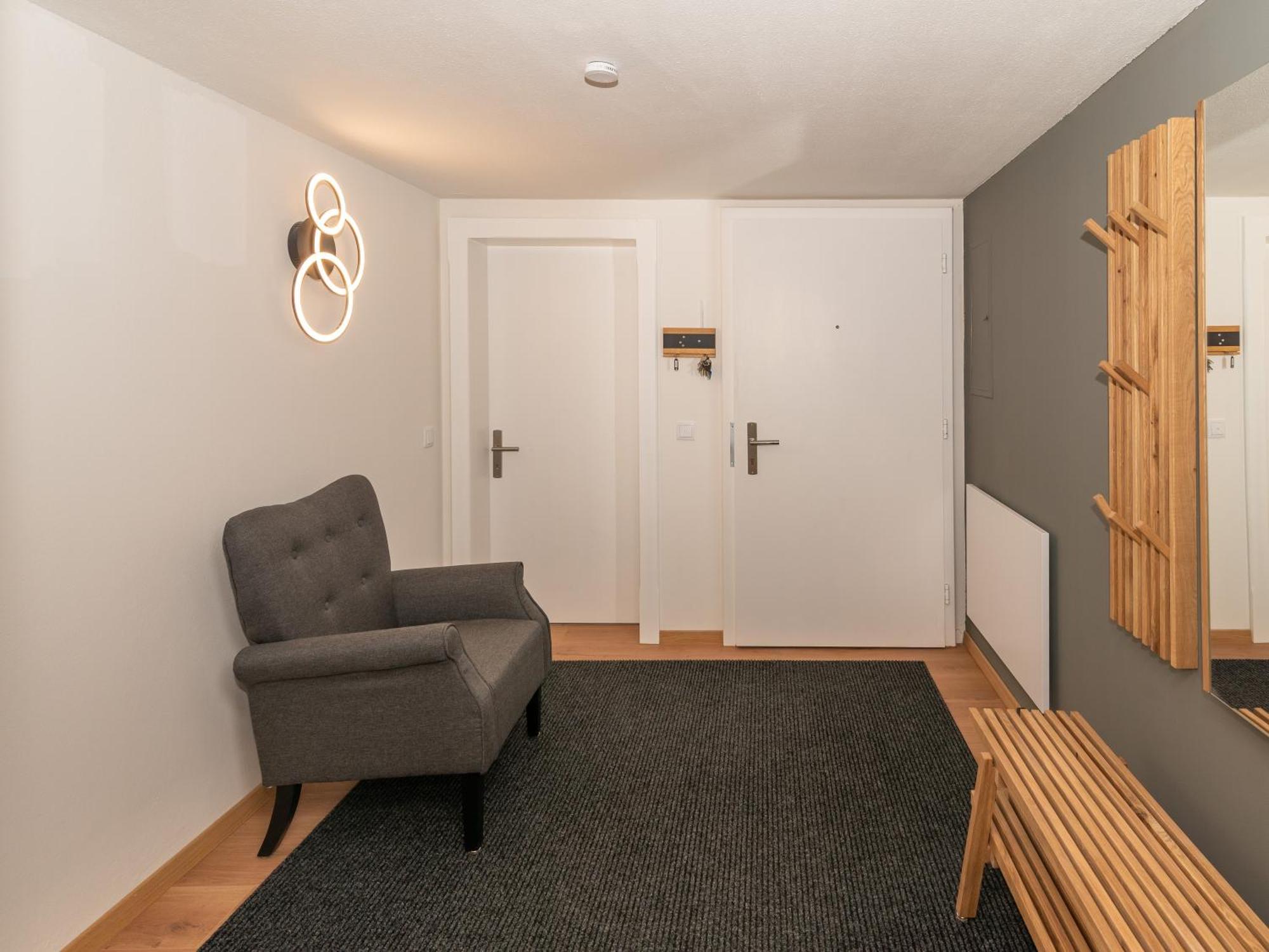 Crimson Cottage Apartments Dornbirn Bagian luar foto