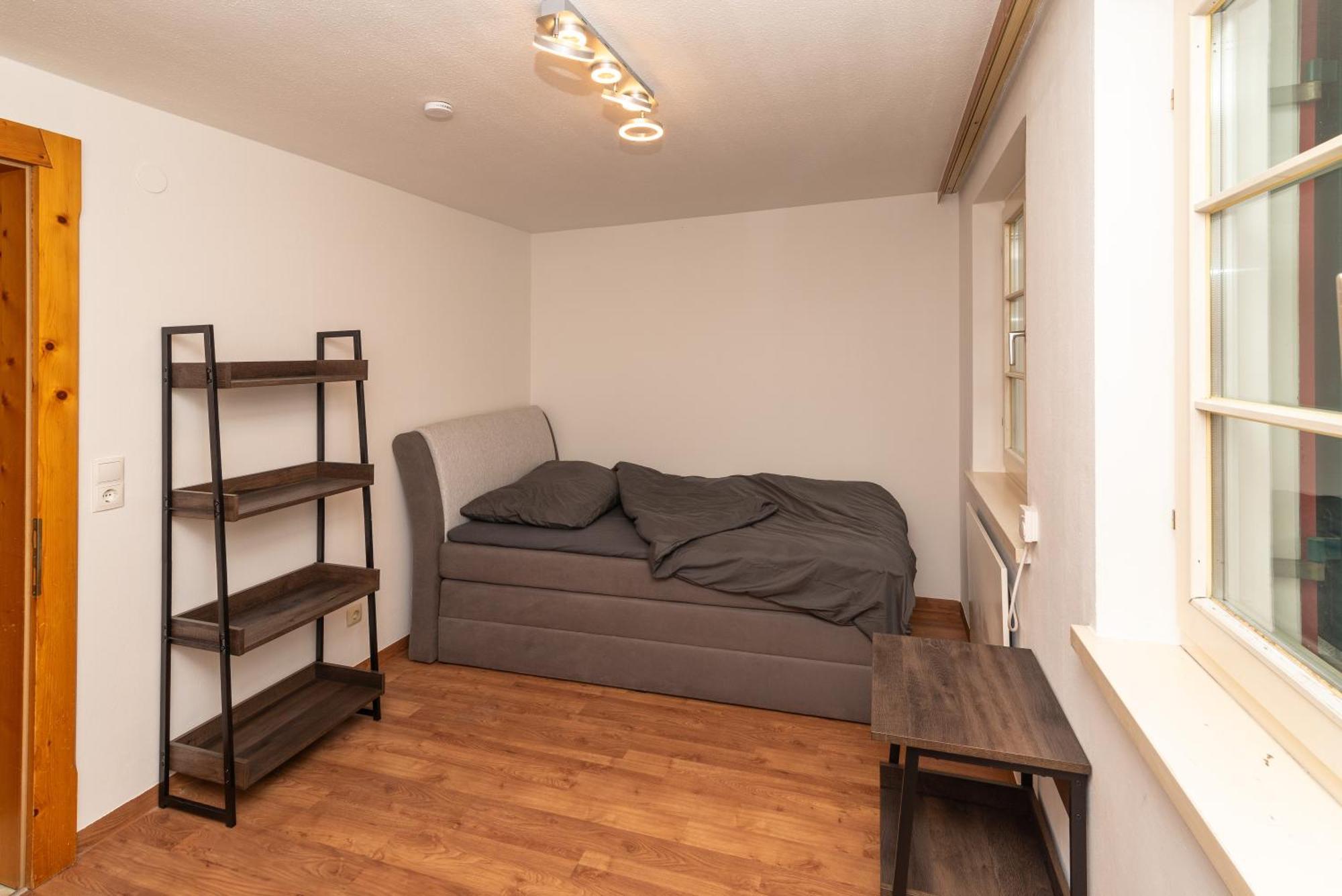 Crimson Cottage Apartments Dornbirn Bagian luar foto
