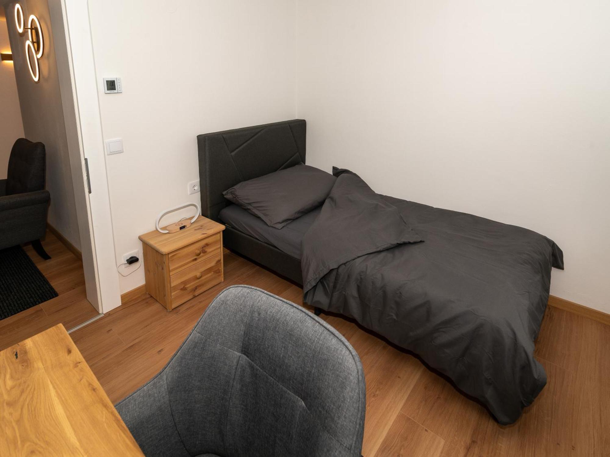 Crimson Cottage Apartments Dornbirn Bagian luar foto
