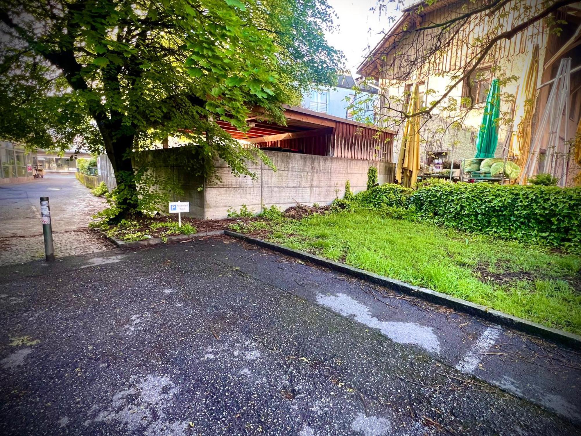 Crimson Cottage Apartments Dornbirn Bagian luar foto