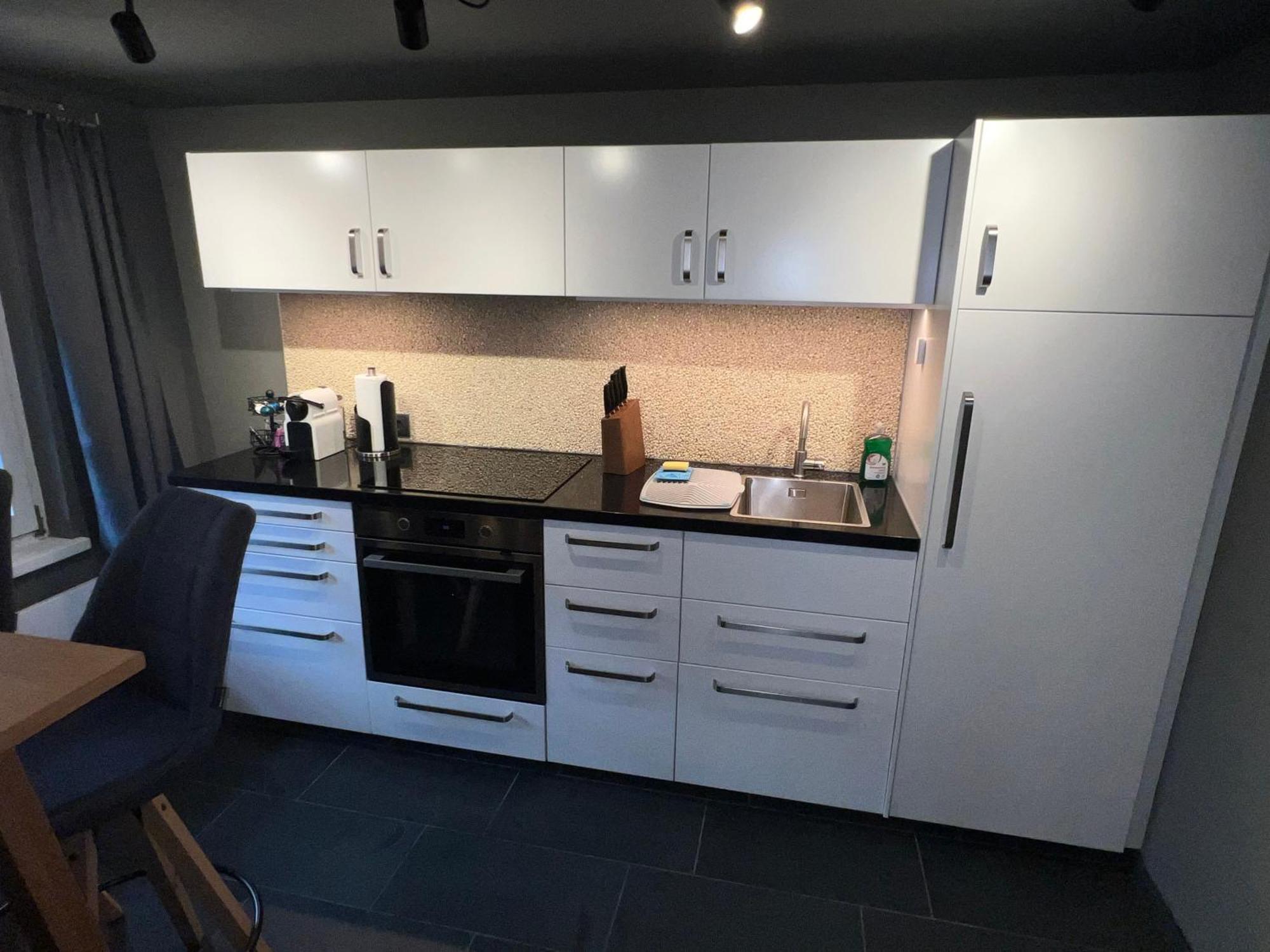 Crimson Cottage Apartments Dornbirn Bagian luar foto